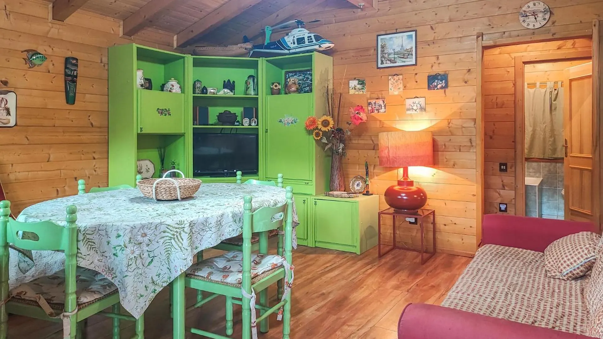 펜션 Alcantara Chalet 모타카마스트라