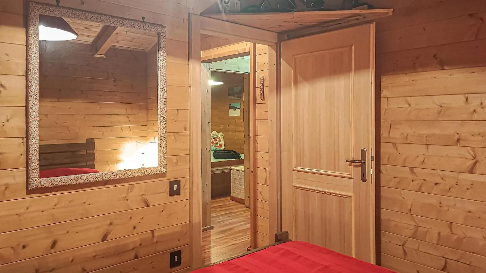 펜션 Alcantara Chalet 모타카마스트라